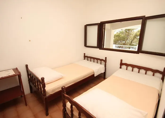 Seaside Secluded Lavdara, Dugi Otok - 3454 Апартаменты Сали
